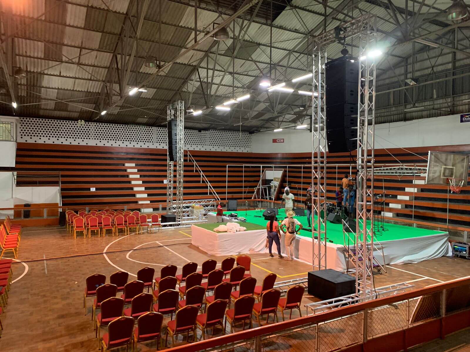 Làm phong phú "Buổi hòa nhạc Lễ Tạ ơn" tại Red Star Pavilion với Hệ thống Âm thanh Nhà thờ ZSOUND