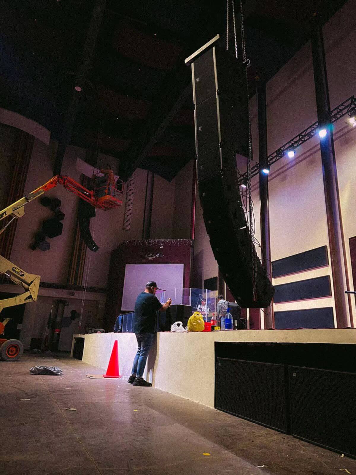 ZSOUND Khuếch đại Âm thanh Nhà thờ ở Mexico với Hệ thống Âm thanh Nhà thờ Mạnh mẽ 