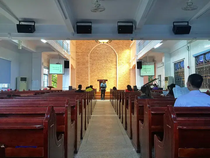 Hệ thống Loa Line Array Nhà thờ Thâm Quyến: Một Kiệt tác Âm thanh của ZSOUND